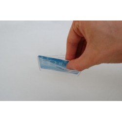 PORTA TARJETAS HORIZONTAL DE PVC TRANSPARENTE CON AGUJERO OVALADO PK 100 UDS